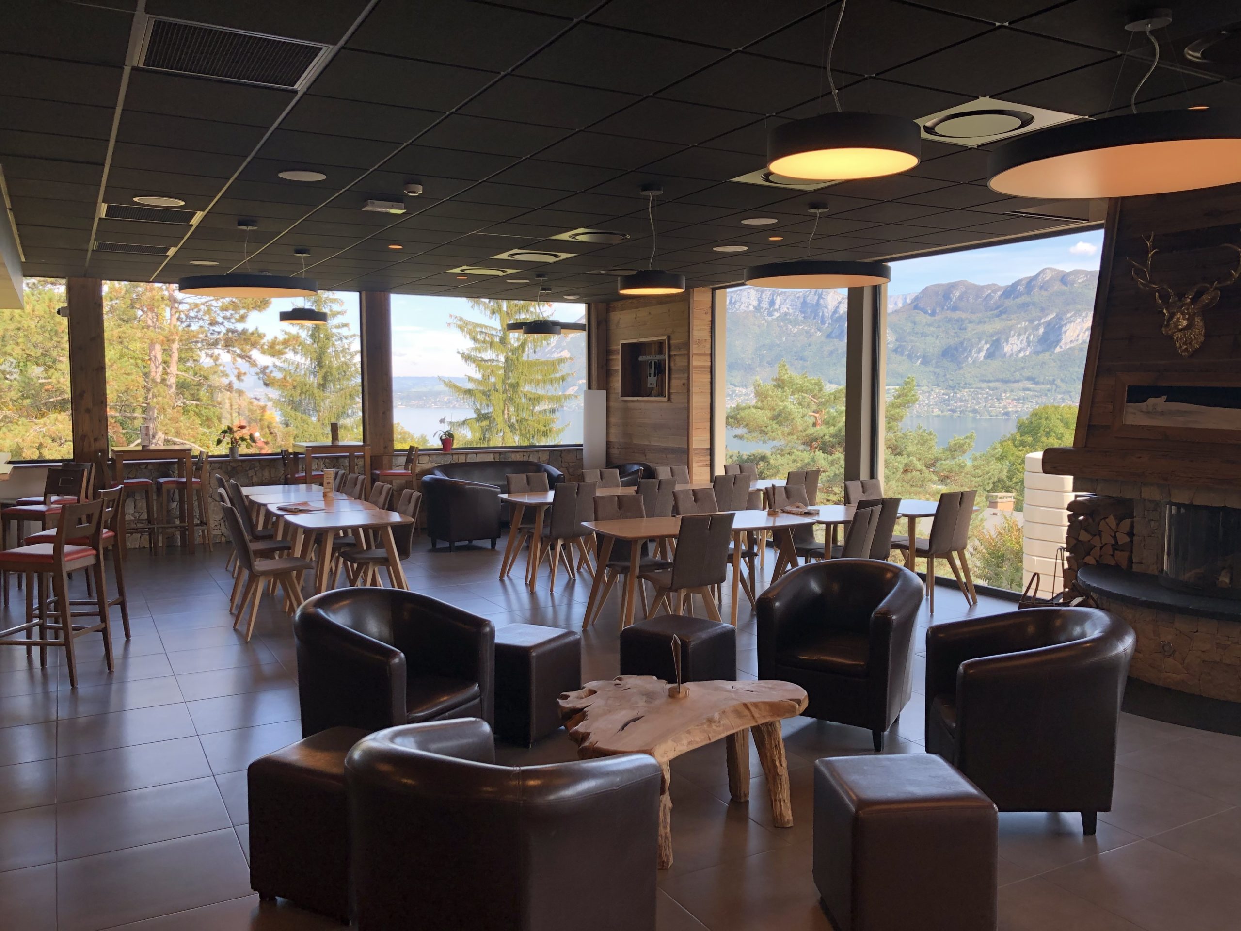 mise en lumière annecy restaurant éclairage